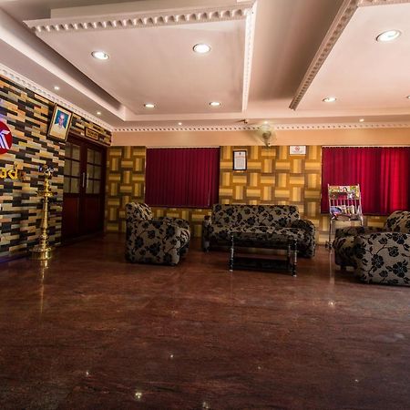 Kallada Hotels And Resorts Thrissur Екстериор снимка